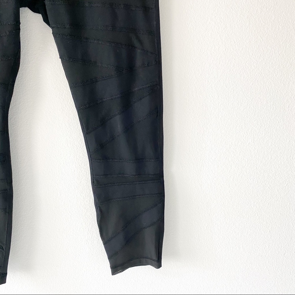 ❤️SOLD❤️Lululemon High Times Tech Mesh Crop Leggin - Picture 8 of 8